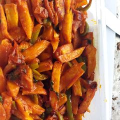 A picture of Chips masala.