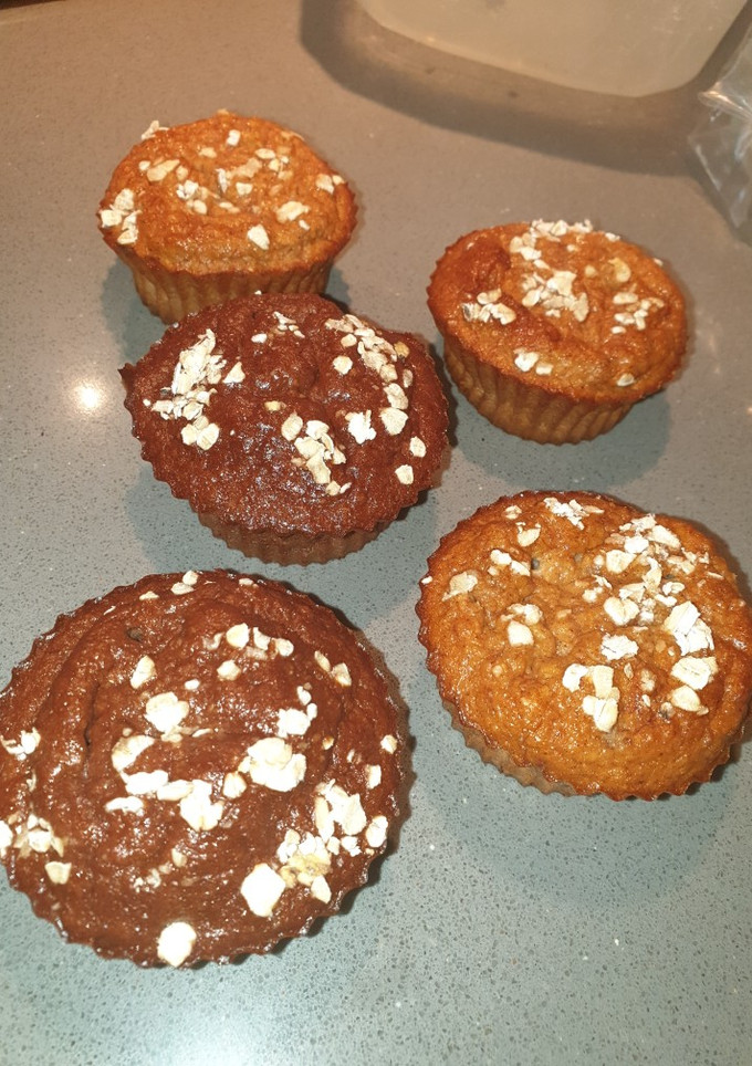 Una foto de Muffins saludables de plátano