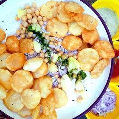 Gol gappay A picture of Gol gappay.