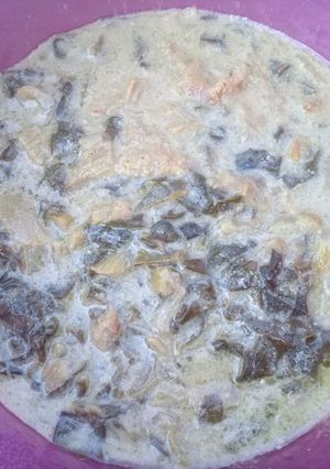 A picture of Creamed spinach.