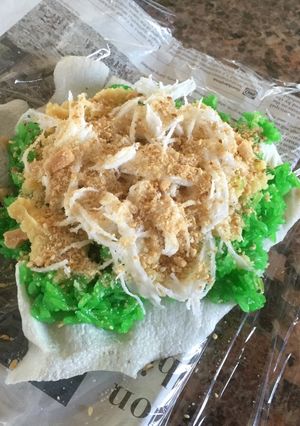 Hình của món Xôi lá dứa bánh phồng sửa.