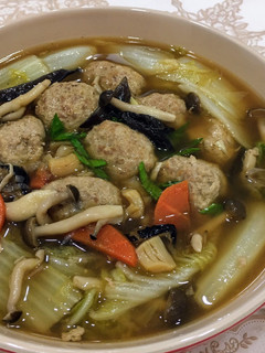 干貝白菜煨肉丸子 的食譜成品照片