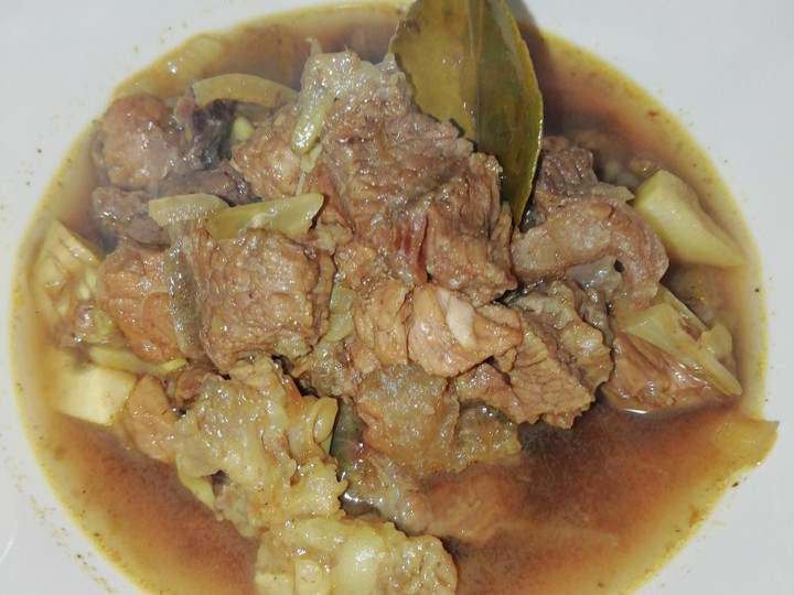 Resep 37. Rawon daging bumbu bamboe, Lezat Sekali