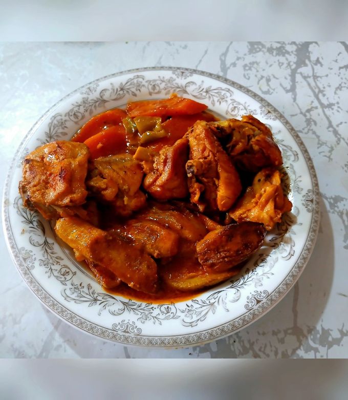 خورشت کدو سبز و مرغ