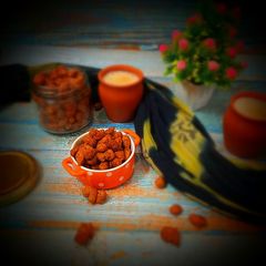 Masala peanuts (Nutcrackers) A picture of Masala peanuts (Nutcrackers).