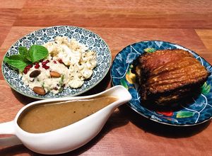 Hình của món Heo quay cùng xà lách bông cải trắng 🍖🐰.