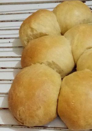 A picture of White Chocolate  Bread Rolls.