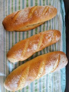 Egyszerű de nagyszerű Baguettek recept fotója