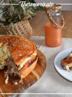 Una foto de Megahamburguesa completa para seis personas con Thermomix