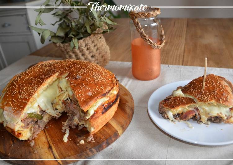 Megahamburguesa completa para seis personas con Thermomix
