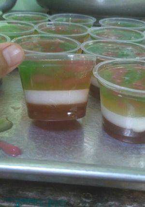 Foto resep Puding cendol 3 lapis praktis (resep kreasi nutrijell)