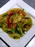 ไก่ผัดผงกะหรี่