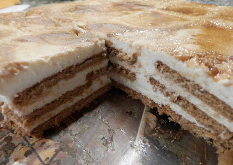 Tarta de galletas rellena de Philadelphia