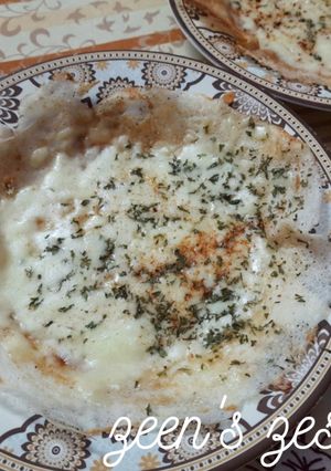 A picture of Cheese Dosa.