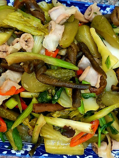 Hình của món Tảo xoắn Chile xào dưa, lòng non.