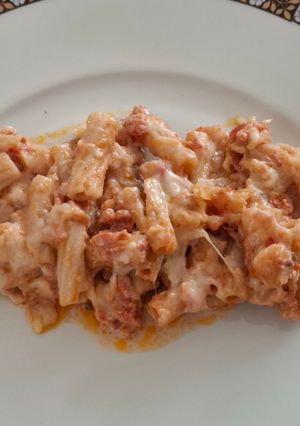Una foto de Ziti al forno a los cuatro quesos