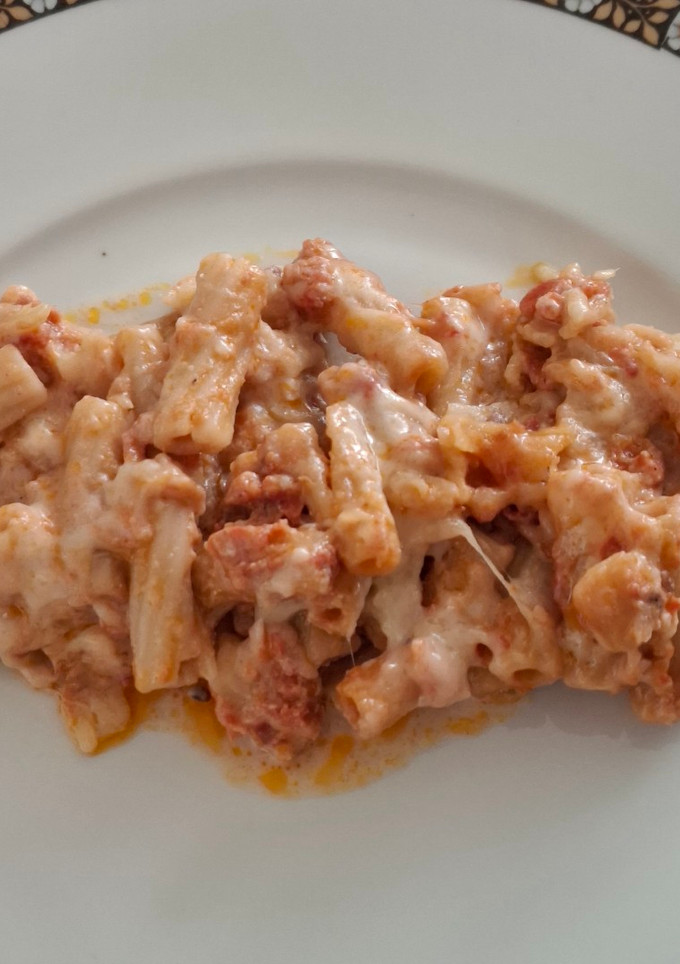 Una foto de Ziti al forno a los cuatro quesos