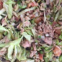 Una foto de Ensalada de atún 🥗