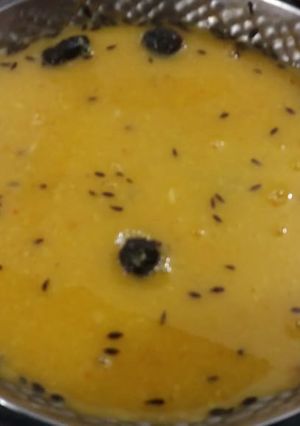 A picture of Mung aur masoor ki daal.