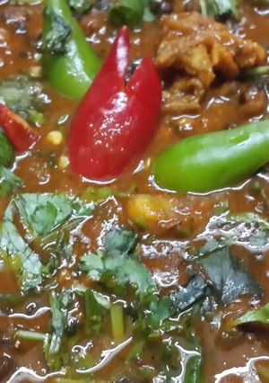 A picture of Chicken dal tadka.