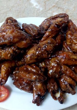 A picture of Spicy Wings.