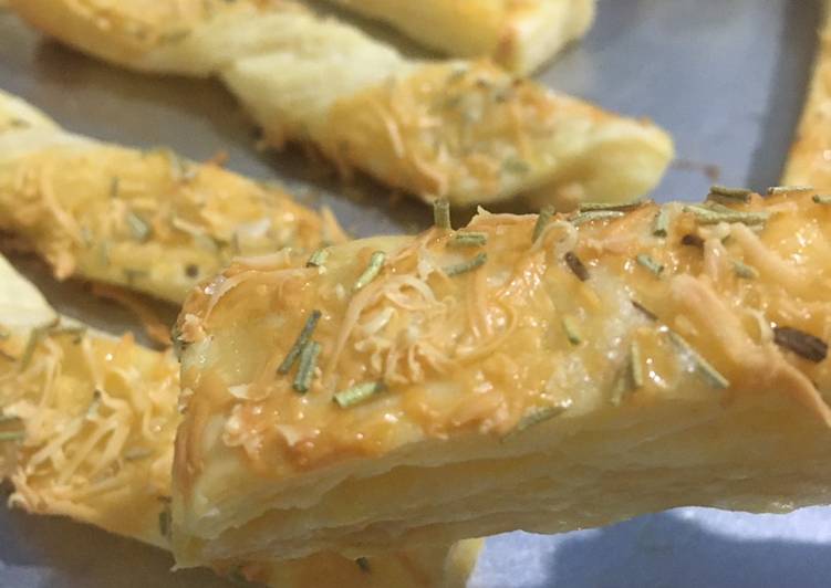 Bagaimana Membuat Cheese Stick Puff Pastry yang Bikin Ngiler