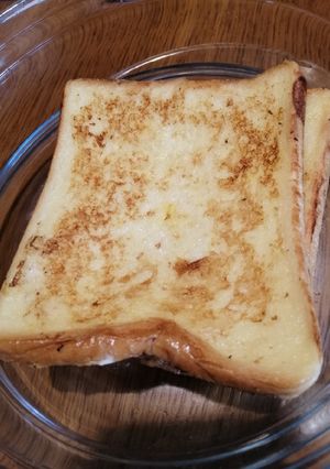 A picture of Simple French Toast.