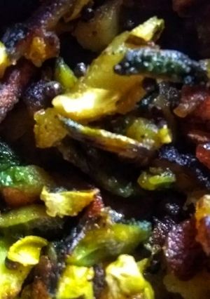 উচ্ছে আলু ভাজা (ucche alu bhaja recipe in Bengali) রেসিপির প্রধান ছবি