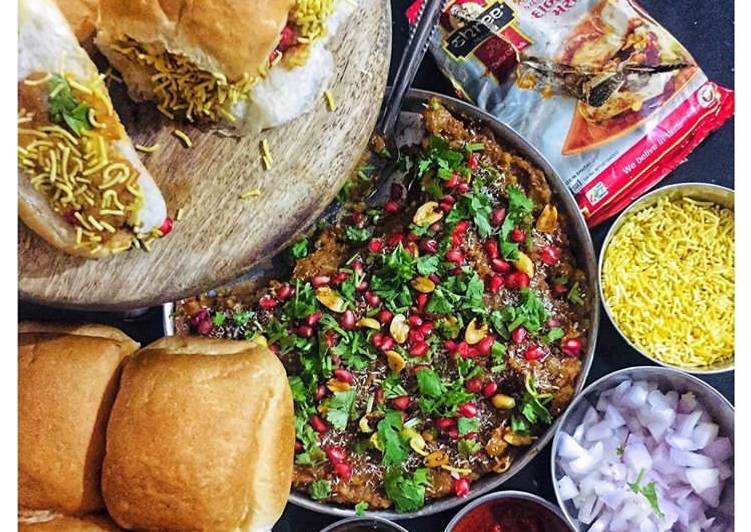 Simple Way to Make Award-winning Spicy Kutchi Dabeli