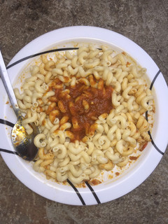 A picture of Macaroni and stew.