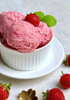 Foto resep Homemade Strawberry Ice Cream