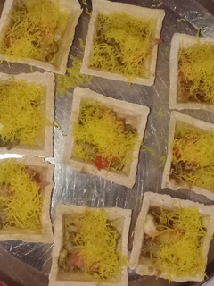 બાસ્કેટ ચાટ (Basket Chaat recipe in Gujarati) રેસીપી મુખ્ય ફોટો