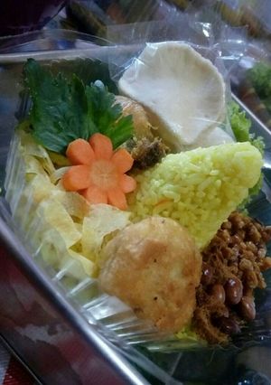 Foto resep Tumini nasi kuning (tumpeng mini😁)
