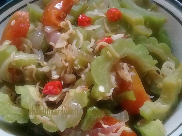 Resep Oseng Pedas Pare-Teri Medan yang Bikin Ngiler