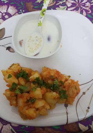A picture of Navratri special aalu.