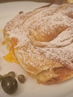 Una foto de Sándwich Balear de Ensaimada