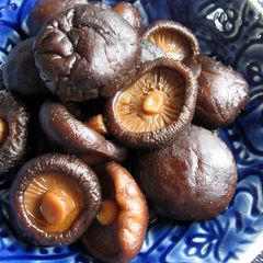 A picture of Simmered Shiitake.