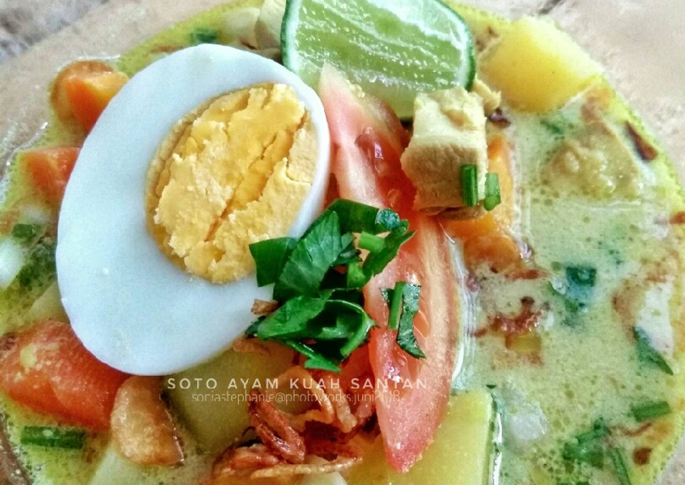 Soto Ayam kuah santan