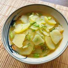 Khoai tây nấu rau cần nước và thì là-レシピのメイン写真