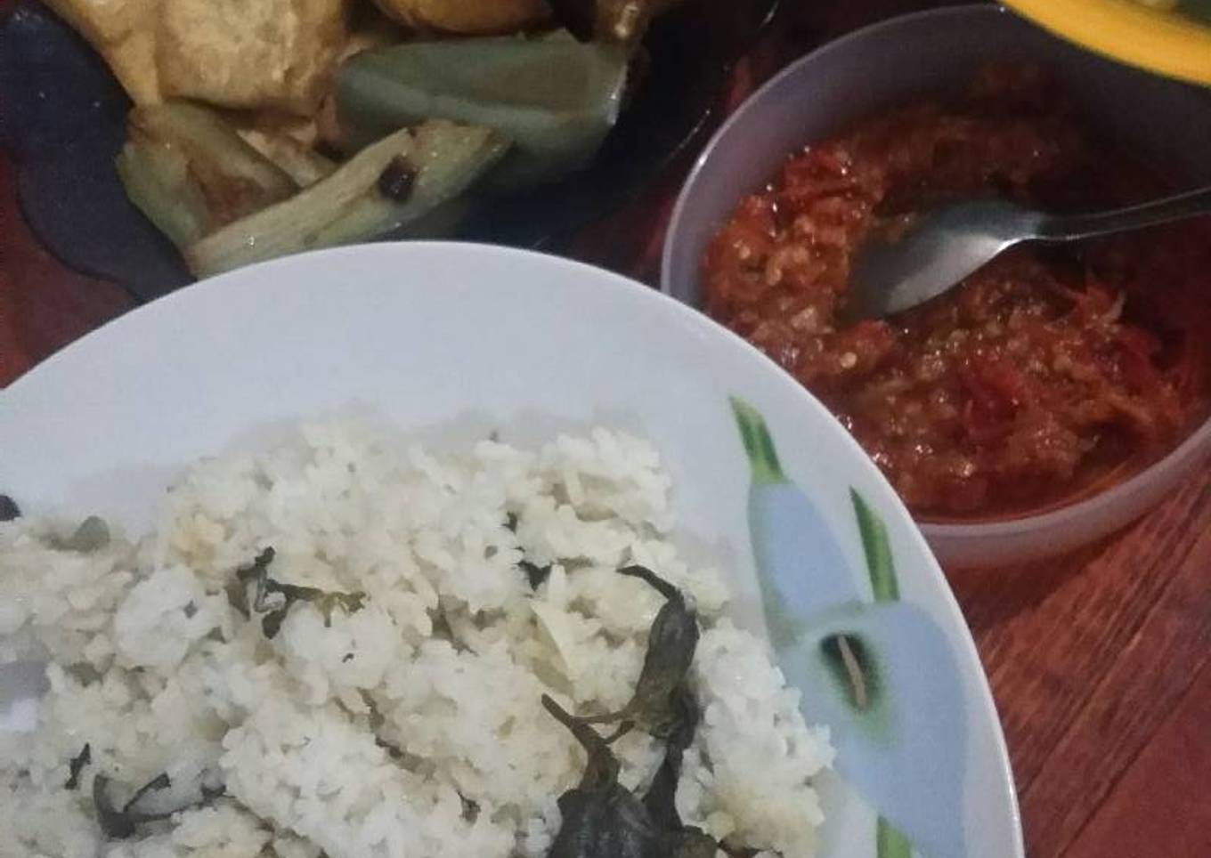 Nasi Livet Kampung Magic Com:
