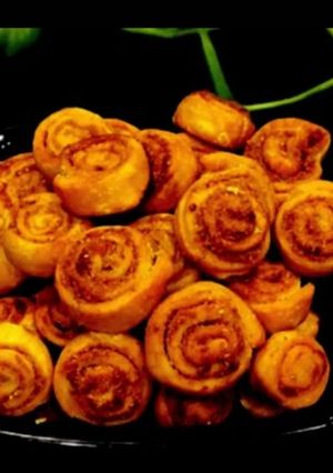 A picture of Mini Bhakharwadi (Maharashtrian snacks).