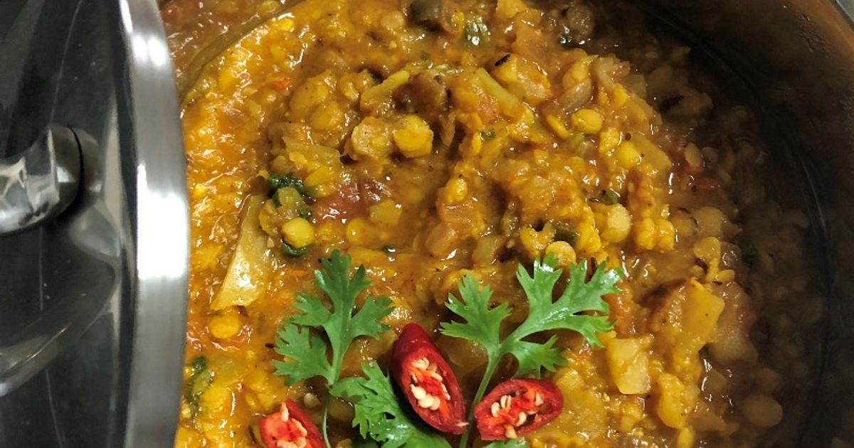 Cabbage Dal Recipe by Bethica Das - Cookpad