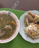 Sancocho de gallina criolla con arroz de fideos