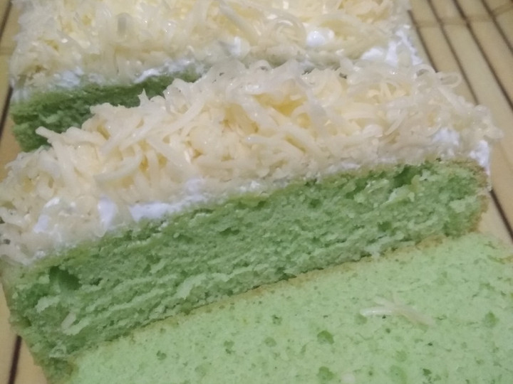 Cara Gampang Membuat Bolu Pandan Panggang dengan Topping Keju yang Bisa Manjain Lidah