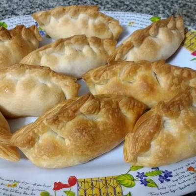 Empanadas De Cantimpalos Y Algo Más Receta De Silvia Dujan Cookpad<script async src=