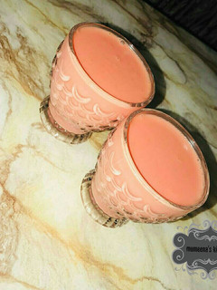 A picture of Watermelon n coconut drink.