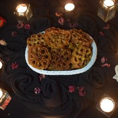 A picture of Hamida Patan (Rose Cookies).