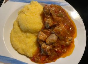 O poză a rețetei Mâncare de vinete cu carne de pui.