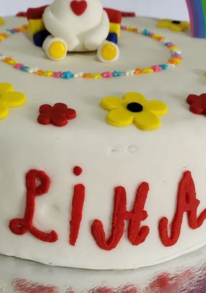Una foto de Torta de cumpleaños infantil sin gluten