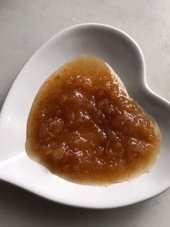 Una foto de Mermelada de nísperos, en el microondas